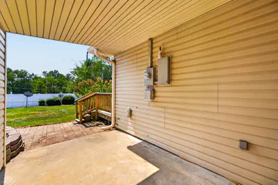 2846 Hillside Drive, Bedford - 48