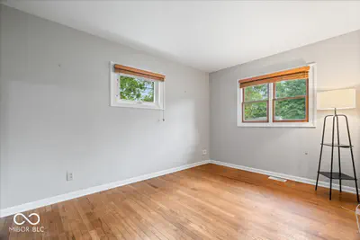 8016 Chiltern Drive, Indianapolis - 21