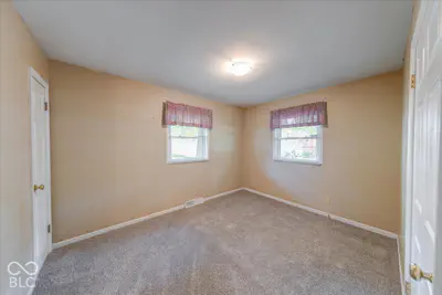 8305 Union Street, Indianapolis - 24