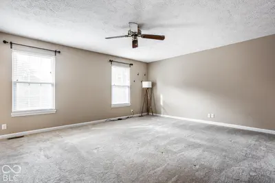 8633 Fox Ridge Lane, Indianapolis - 18
