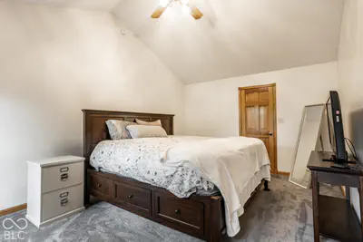 8316 Hunters Meadow Way, Indianapolis - 17