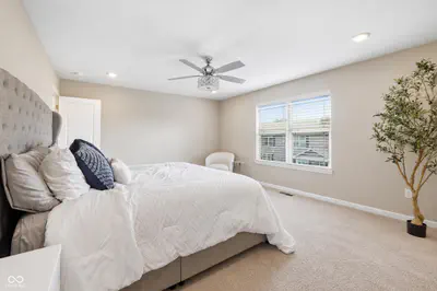 6387 Wasco Drive, Whitestown - 18