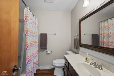 885 Broadway North Drive, Plainfield - 40