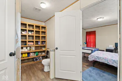 165 4th Street, Scottsburg - 23