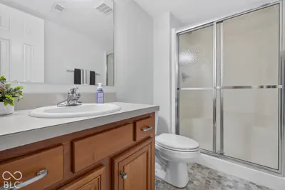 2807 Bloomsbury Drive, Greenwood - 44