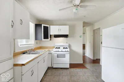 3656 Erin Drive, Indianapolis - 5