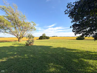 10449 W 300 S, Jamestown - 11