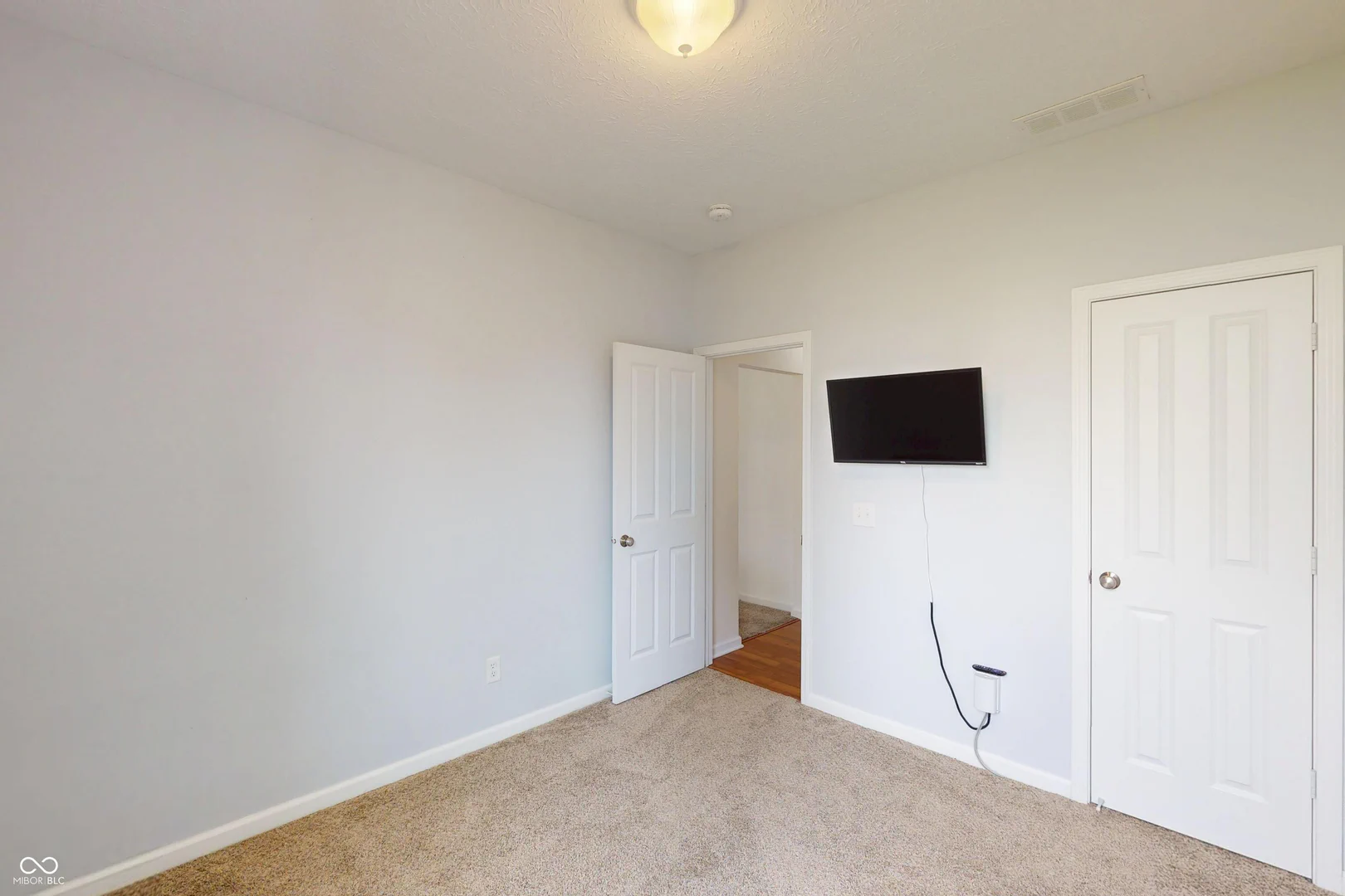 2689 Falcon Drive, Greenwood