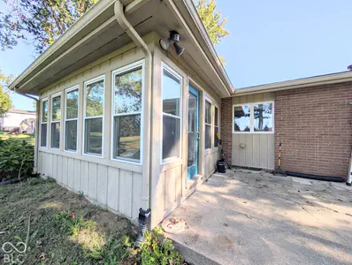 1640 South, Columbus - 37