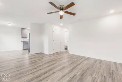 1892 Londondary Way, North Vernon - 5