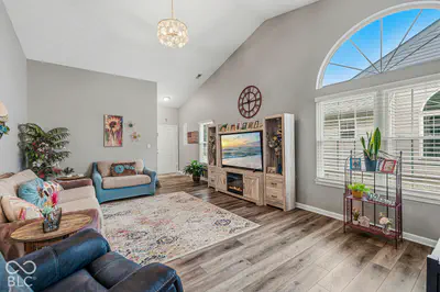 1209 Spencer Drive, Greenwood - 5