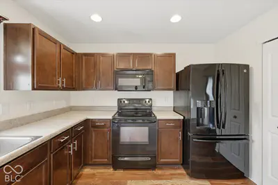 906 Olmsted, Shelbyville - 13