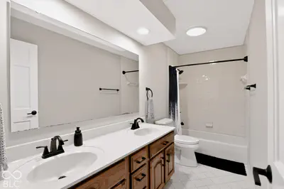 13140 Briarwood Trace, Carmel - 22