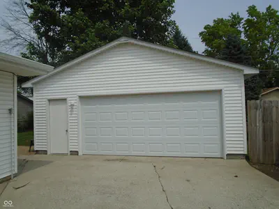 431 N 14th Avenue N, Beech Grove - 25