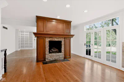 8437 500, Zionsville - 26