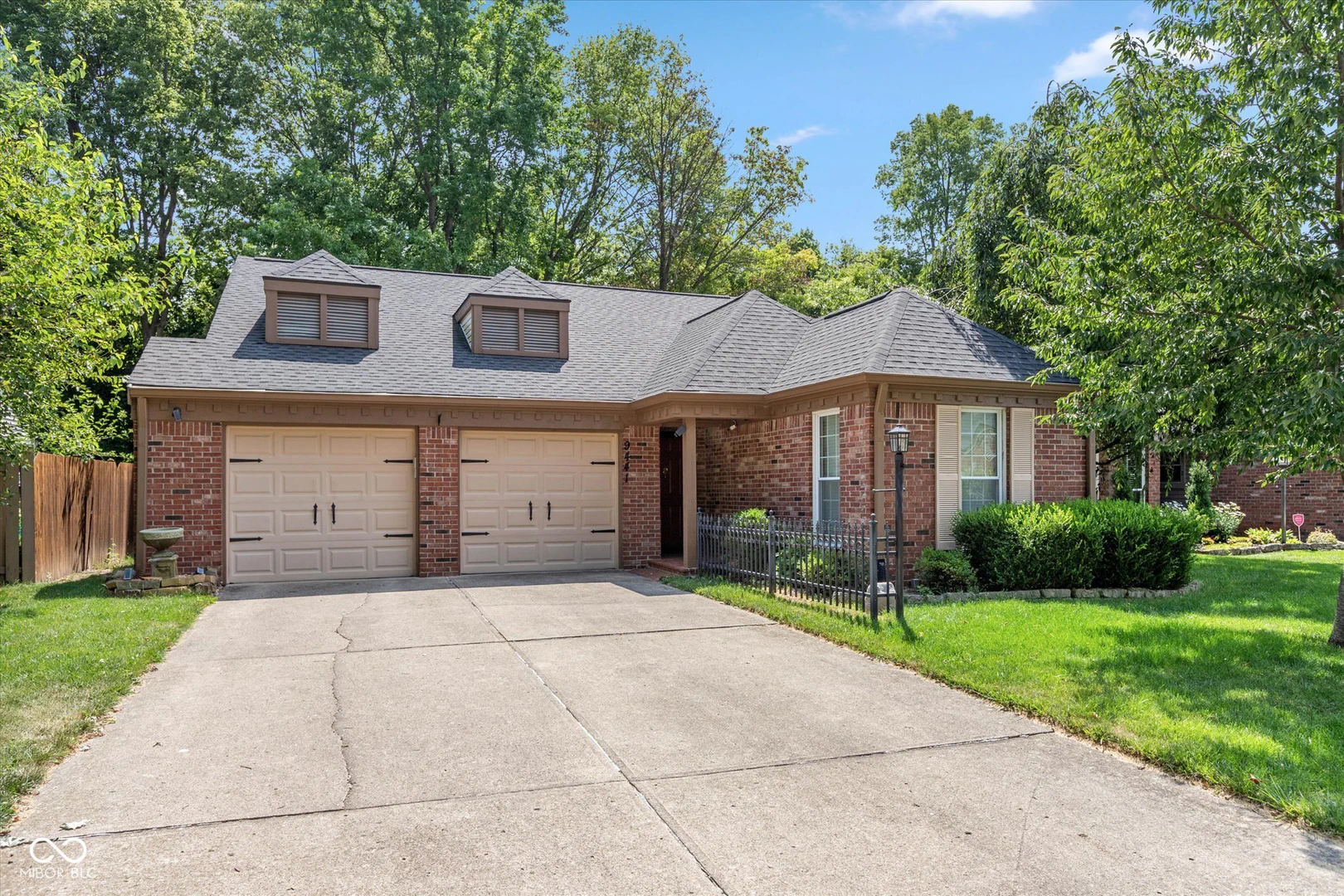 9441 Colony Pointe East, Indianapolis
