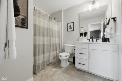 8822 Rockwood Lane, Indianapolis - 24