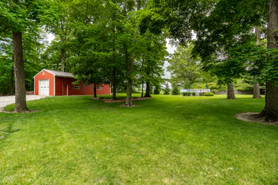 1653 300, Greenfield - 40