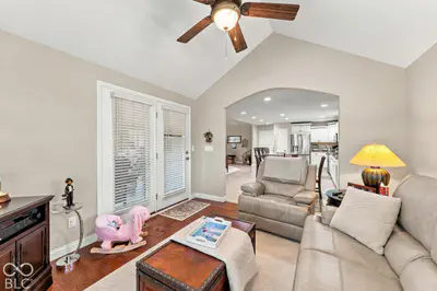 5066 Quincy Court, Columbus - 25