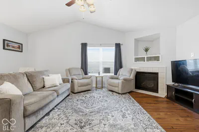 5868 Deerview Bend, McCordsville - 4