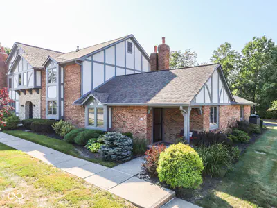 449 Camby Court, Greenwood