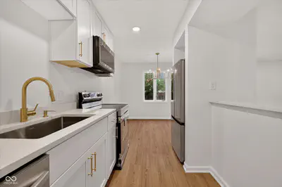 8520 Canterbury E #A, Indianapolis - 8