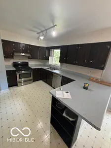 4520 Heritage Woods Road, Bloomington - 11