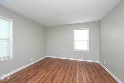 916 School Street, Greenfield - 12