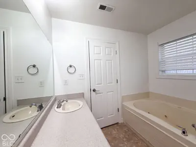 1103 Boxwood Lane, Greenwood - 20