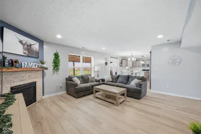 3140 Monterey Drive, Whiteland - 3