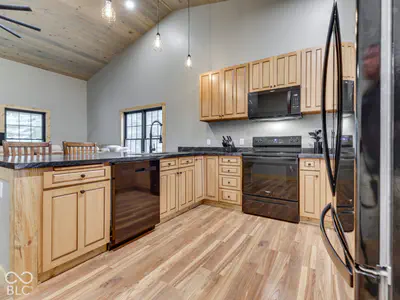 7951 Laurel Drive, Nineveh - 23
