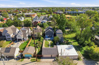1724 Central Avenue, Indianapolis - 58