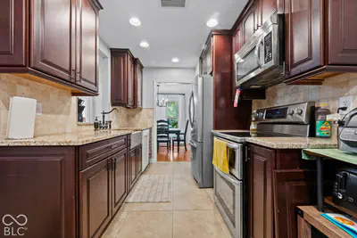 9110 Waymen Drive, Indianapolis - 23