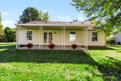 217 E Carolina Street, Fortville - 36