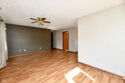 399 Vinewood Drive, Brownsburg - 18