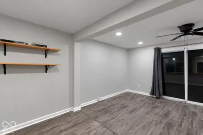 9471 Timber View Drive, Indianapolis - 12
