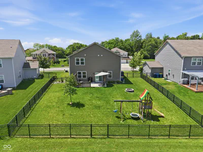 9767 Alzada Drive, Fishers - 38