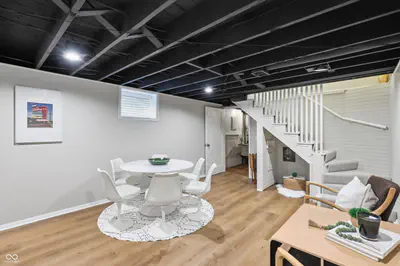 6976 Washington Boulevard, Indianapolis - 60