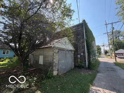 809 6th Street, Bedford - 2