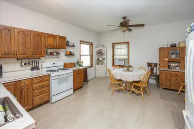 10025 County Road 450 Road, Shirley - 12