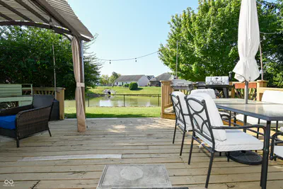 7349 Plantation Lane, Avon - 34