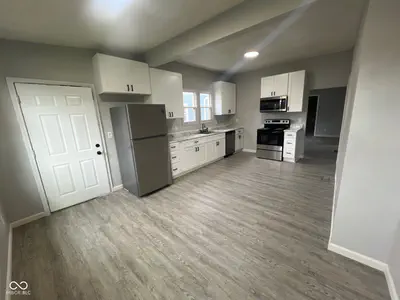 2312 S B Street, Elwood - 17
