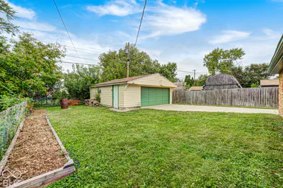 1710 Coolidge Avenue, Indianapolis - 38