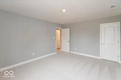 9557 Hemingway Drive, Indianapolis - 35