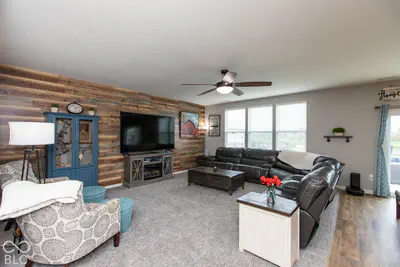 8284 Terryglass, Avon - 7
