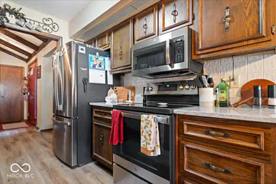850 Oakwood Drive, Greenwood - 14