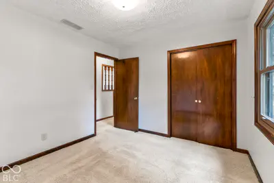 2448 S Sunrise Drive, New Palestine - 52