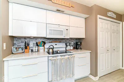 15289 Ten Point Drive, Noblesville - 7