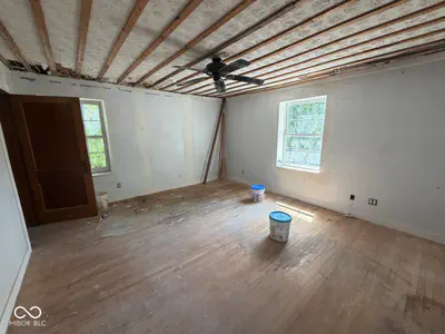 501 16th Street, Bedford - 23
