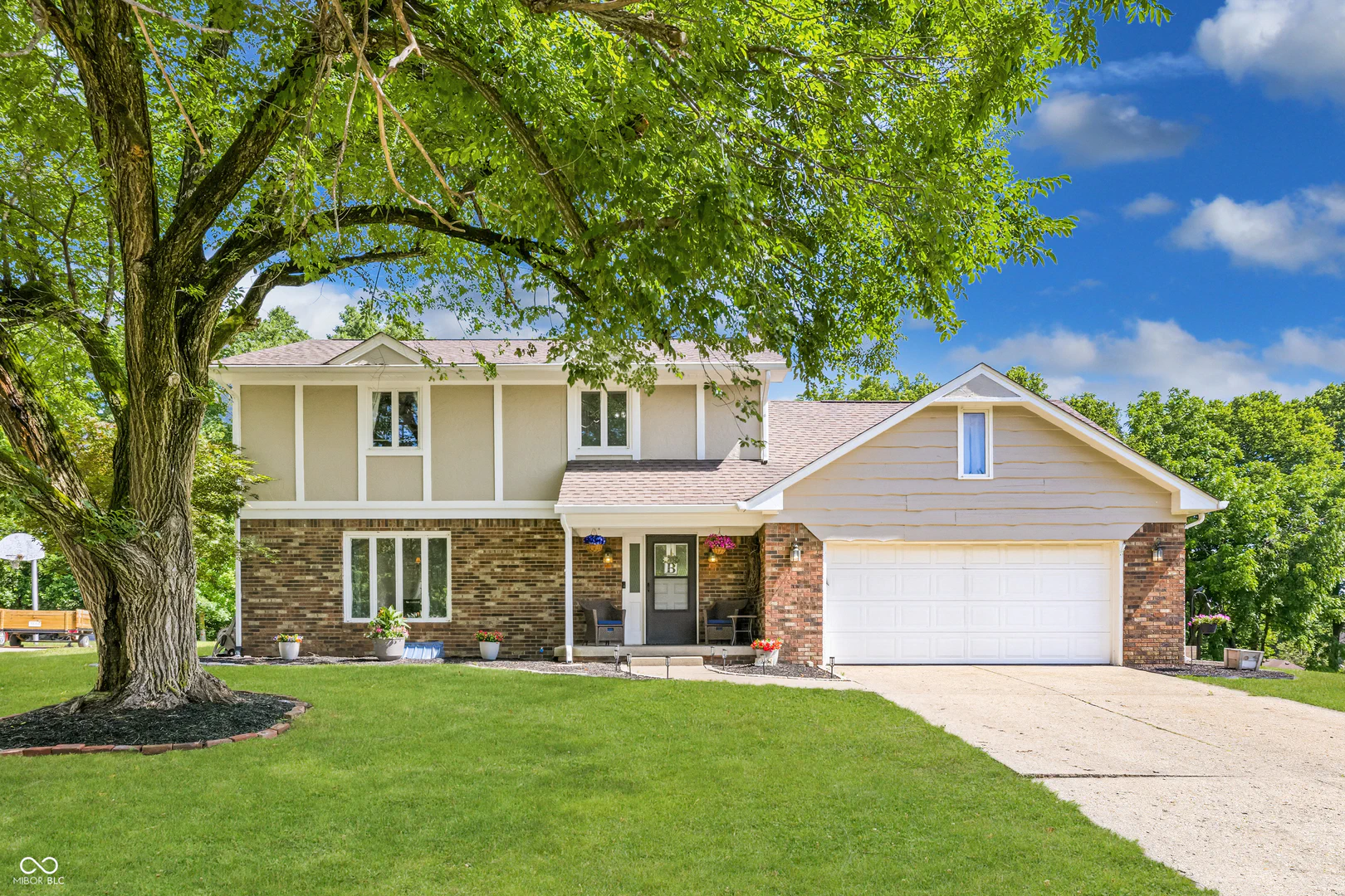 1720 Ridge Hill Lane, Indianapolis